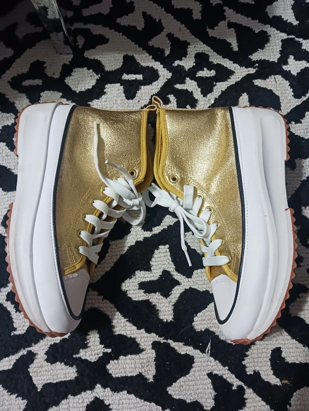 Rouge Women Gold Metallic High Top Sneakers